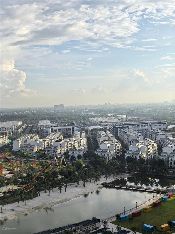 Bán căn 2pn, 2wc, be5 giá 4.750 tỷ view nhìn được công viên 36 hecta