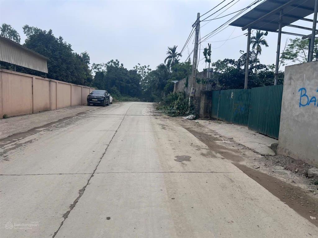 Cho thuê kho xưởng tại xã liên sơn lương sơn hòa bình. dt 1200m2, giá 30 nghìn/m2. 0963 596 ***