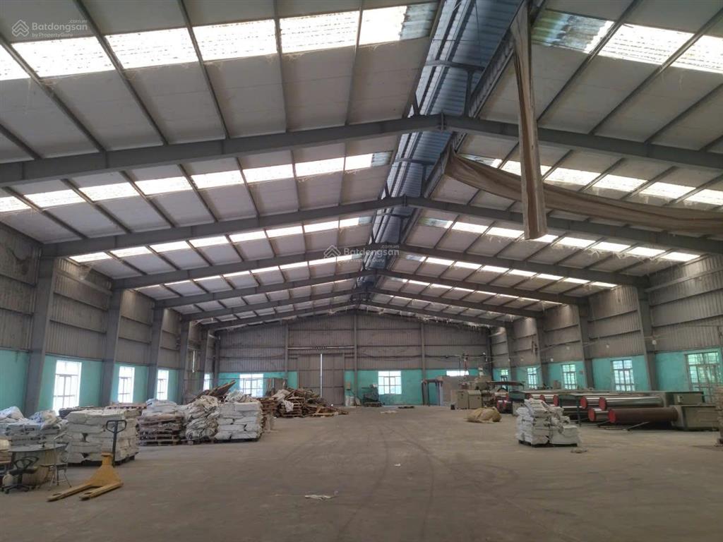 Cho thuê kho xưởng tại xã liên sơn lương sơn hòa bình. dt 1200m2, giá 30 nghìn/m2. 0963 596 ***