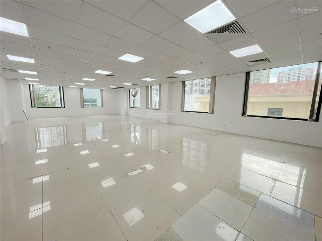 Cho thuê nhà mặt phố, mặt bằng kinh doanh đường hoàng tùng, nam an khánh. hn. 280m2. 0963 596 ***