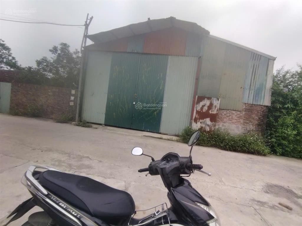 Cho thuê kho xưởng đường 422, sài sơn, quốc oai. dt 455m2, xe 8 tấn vào. 30k/m2/th.  0963 596 ***
