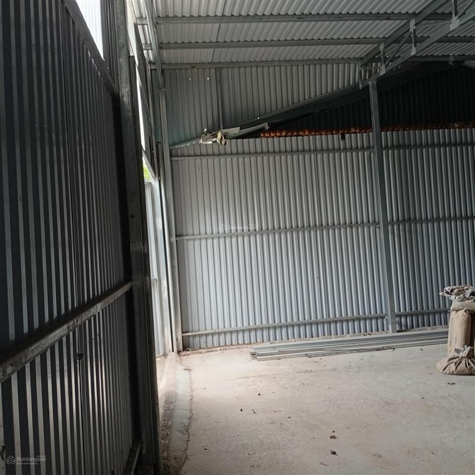 Cho thuê kho xưởng 200m tại km12 đường đại lộ thăng long, sơn đồng, hà nội.  0963 596 ***. 60k/m