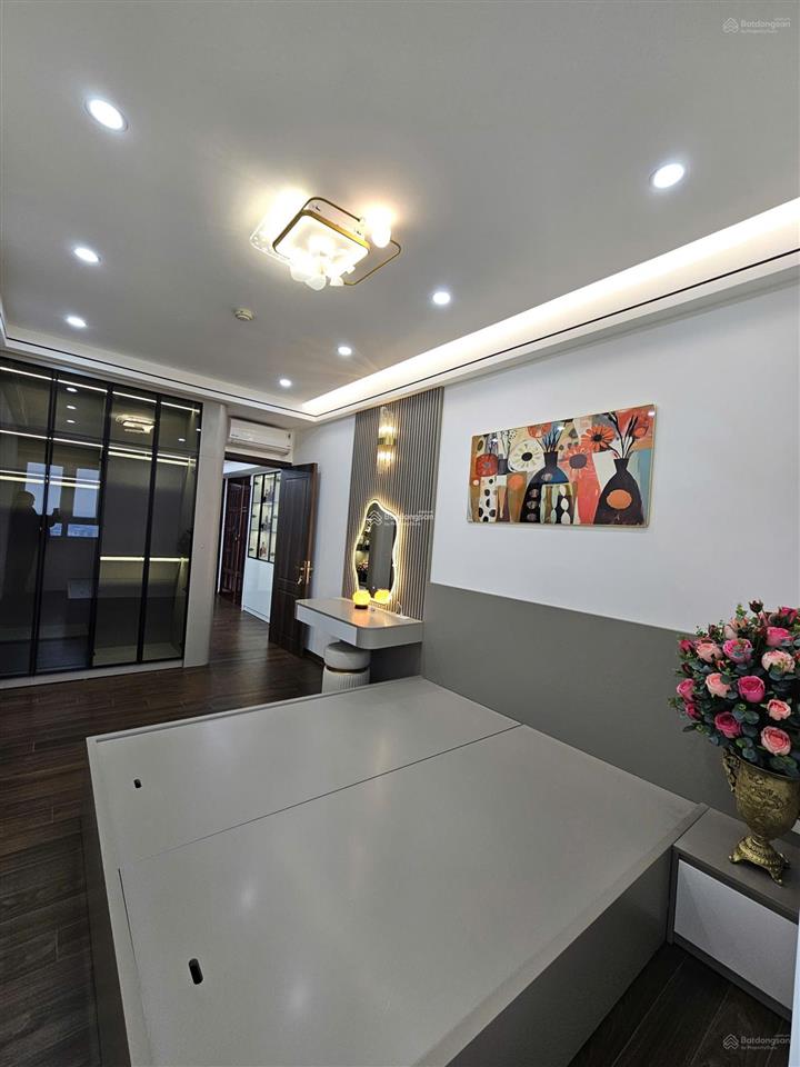 Cho thuê căn hộ chung cư tòa s.301 vinsmart city, tây mỗ, hà nội. 80m, 3p ngủ, đủ đồ. nhà siêu đẹp