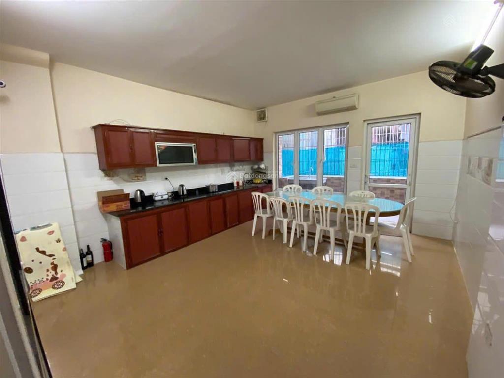 Cho thuê nhà riêng 140m2, 25tr, 8pn, 5wc trong ngõ tại phố phùng chí kiên, cầu giấy, hn. 0963 596 ***