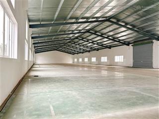 Cho thuê kho xưởng đường cầu diễn, btl, hn. 100m2 cao 9m xe công đỗ. giá 10 triệu.  0963 596 ***