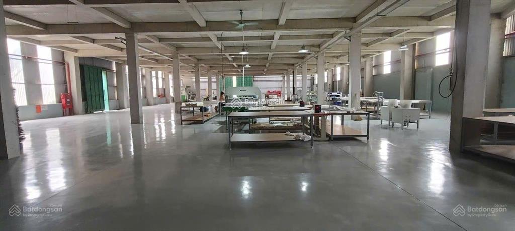 Cho thuê kho xưởng, sàn văn phòng, kcn trường an an khánh 900m2 pccc vòi phun 100k/m2/th 0963 596 ***