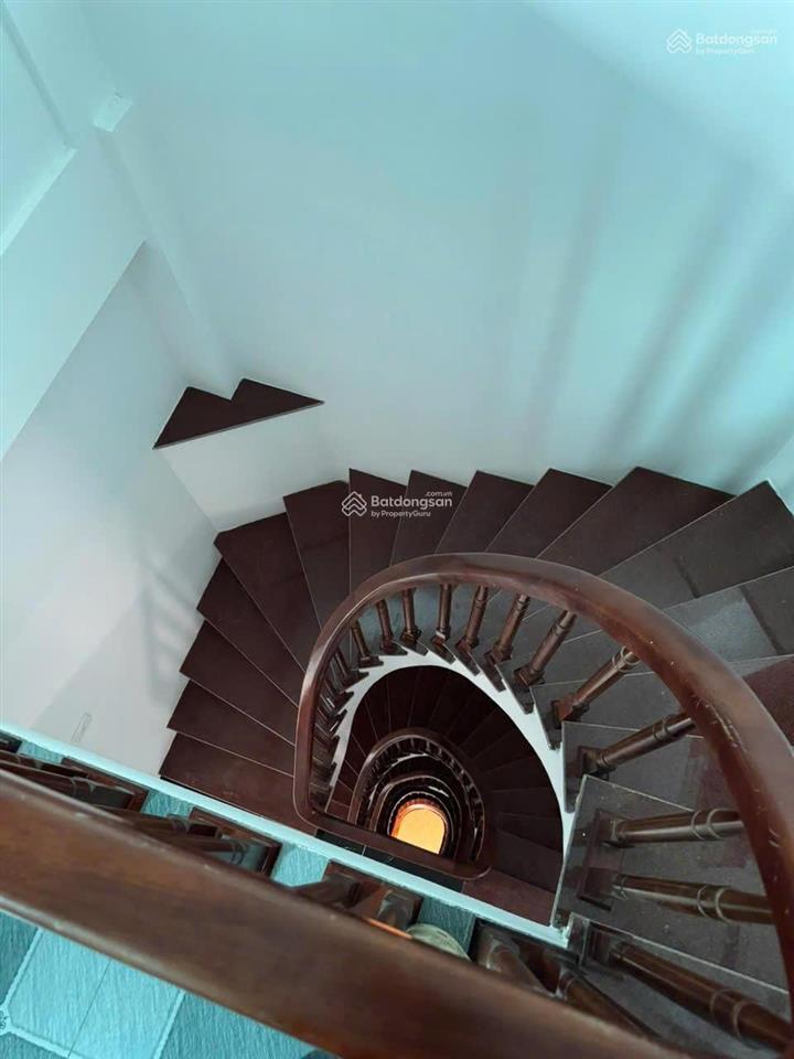 Cho thuê nhà lk khu đô thị văn khê,hà đông. 50m, 7 tầng, thang máy,25tr ô tô vào nhà.  0963 596 ***