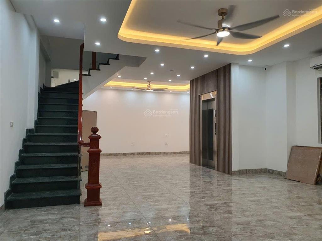 Cho thuê mặt phố nguyễn khả trạc 120 m2 * 7 tầng. chia phòng, thang máy, có pccc.  0963 596 ***