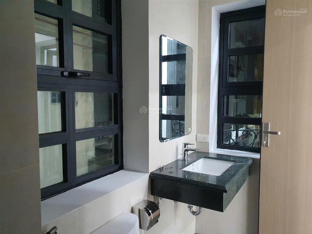 Cho thuê mặt phố nguyễn khả trạc 120 m2 * 7 tầng. chia phòng, thang máy, có pccc.  0963 596 ***