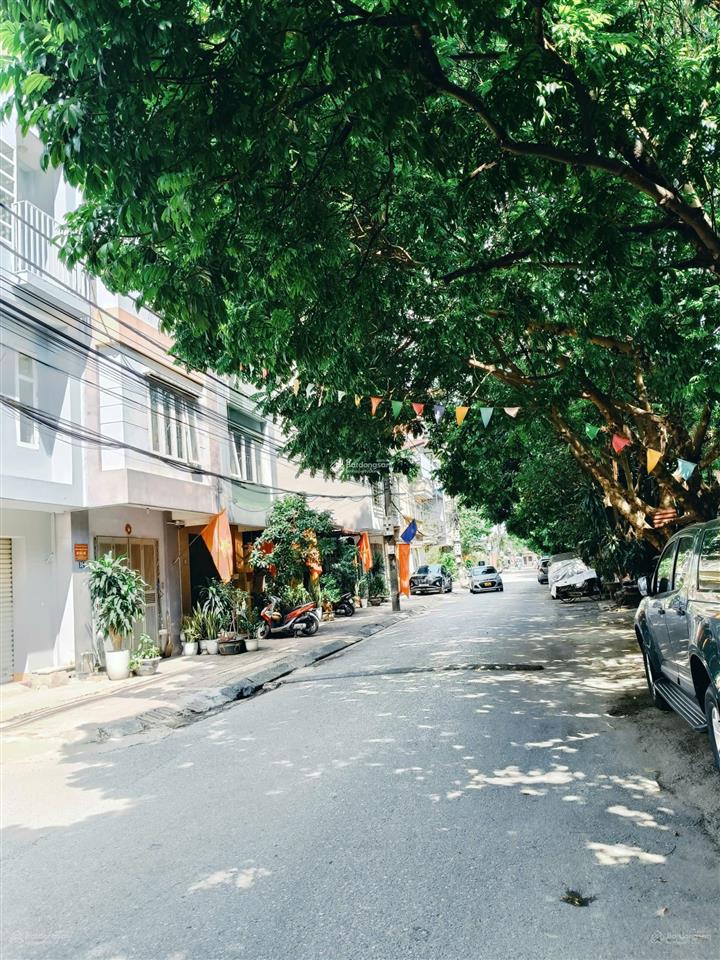 Cho thuê cửa hàng tầng 1, dt 25m2. trong ngõ 261 trần quốc hoàn thông phạm văn đồng. giá 9tr