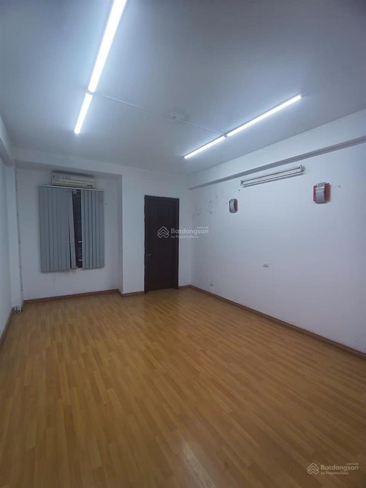Cho thuê nhà riêng kđt văn quán  hà đông. dt 100m2, 5 tầng, ô tô đỗ cửa, 20 triệu.  0963 596 ***