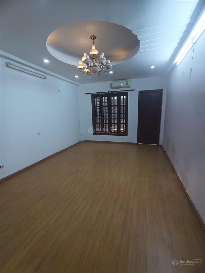 Cho thuê nhà riêng kđt văn quán  hà đông. dt 100m2, 5 tầng, ô tô đỗ cửa, 20 triệu.  0963 596 ***