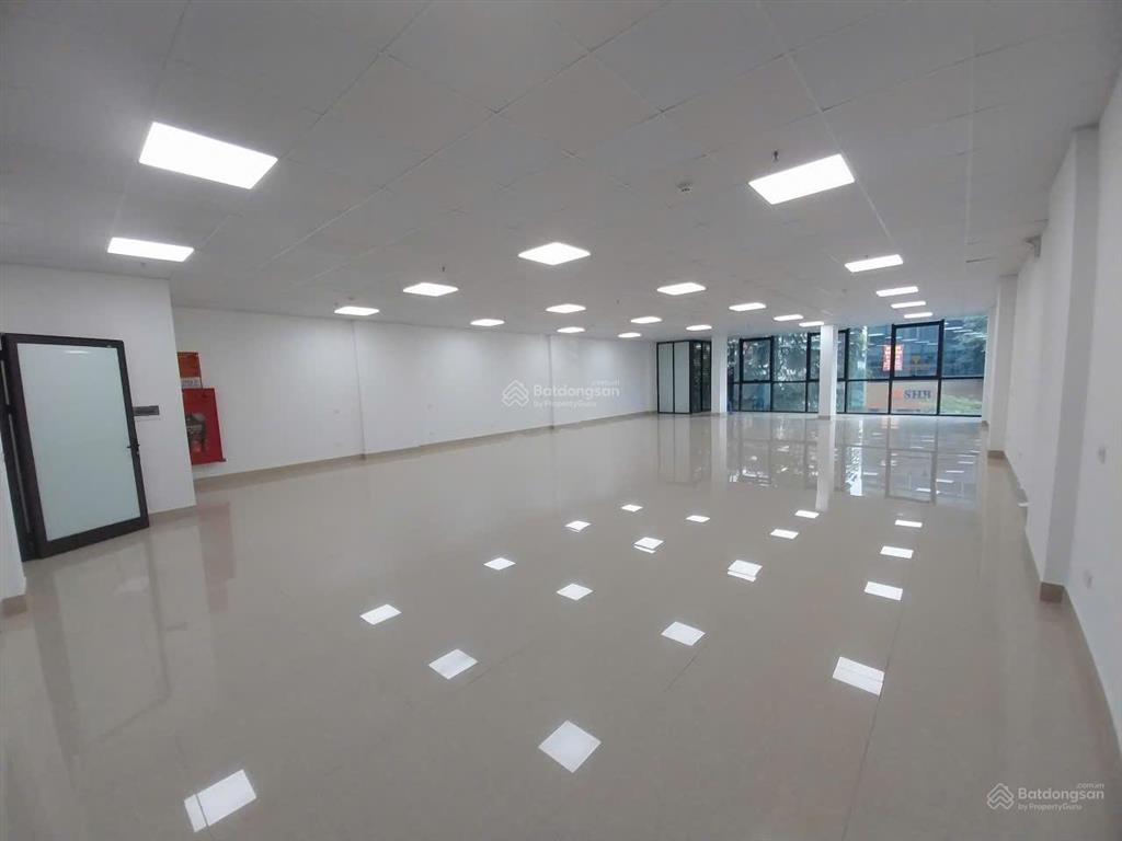 Cho thuê cửa hàng, mb kinh doanh phố huỳnh thúc kháng, đống đa, hn. 250m, 2 tầng, 250tr. 0963 596 ***