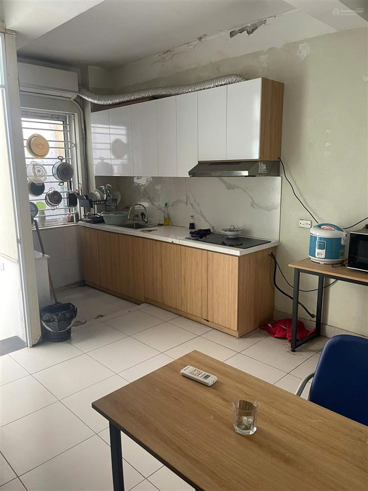 Cho thuê biệt thự trung văn. 120 m2 * 4 tầng + 1 hầm. chia phòng, ô tô tránh.  0963 596 ***