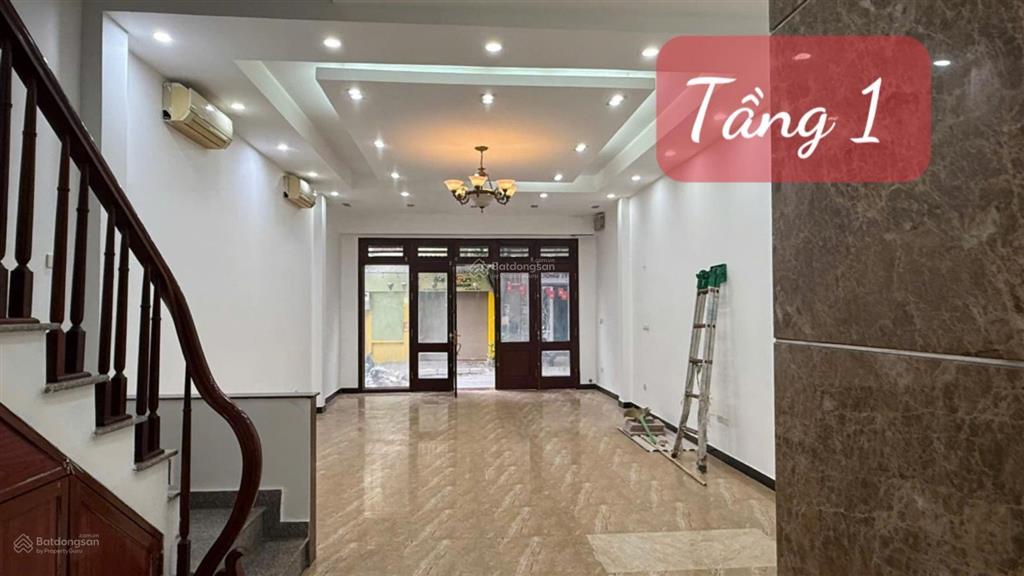 Cho thuê biệt thự trung văn. 120 m2 * 4 tầng + 1 hầm. chia phòng, ô tô tránh.  0963 596 ***