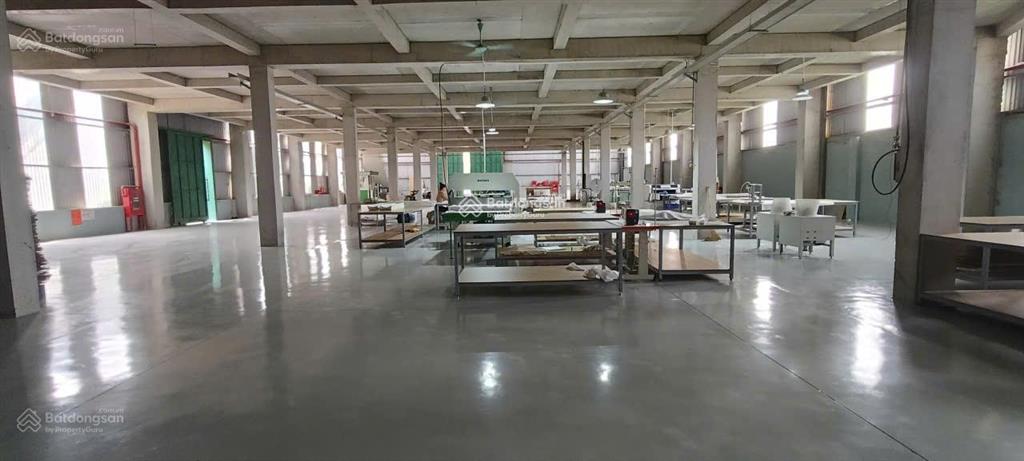 Cho thuê kho xưởng, kcn an khánh, mặt đường đại lộ thăng long 900m có pccc 100k/m2/th 0963 596 ***