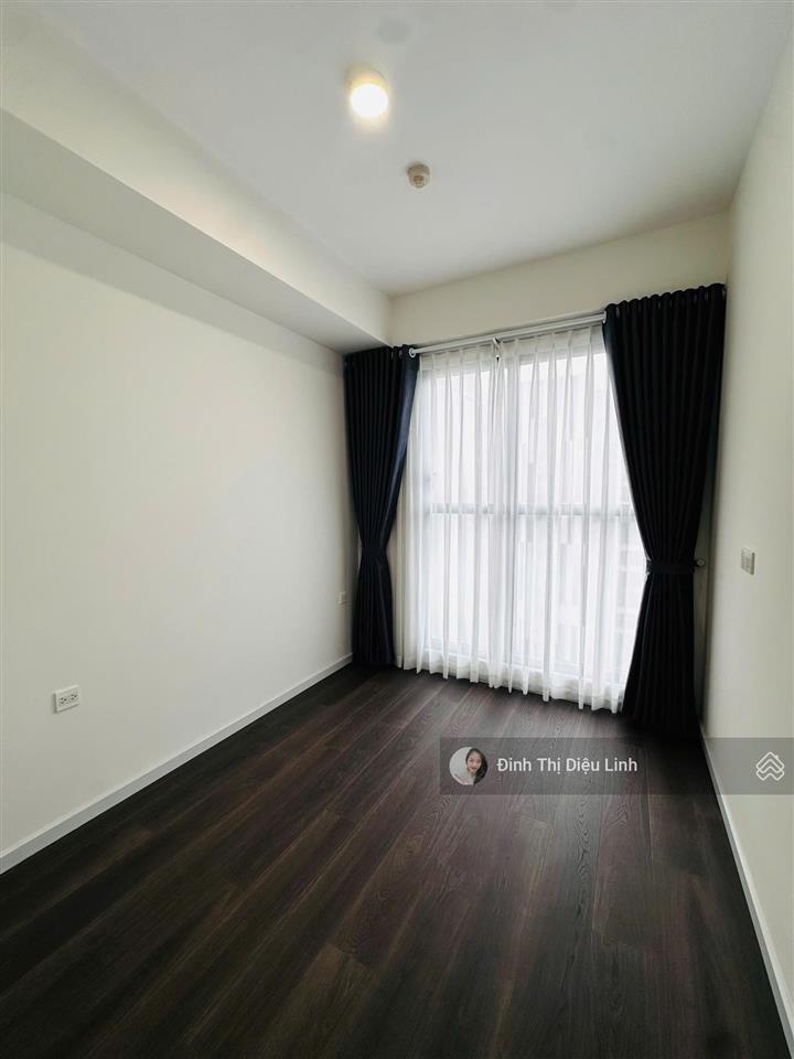 Chính chủ cần bán căn hộ the sun avenue quận 2  2 phòng ngủ  view sông  6,3 tỷ  sổ hồng lâu dài