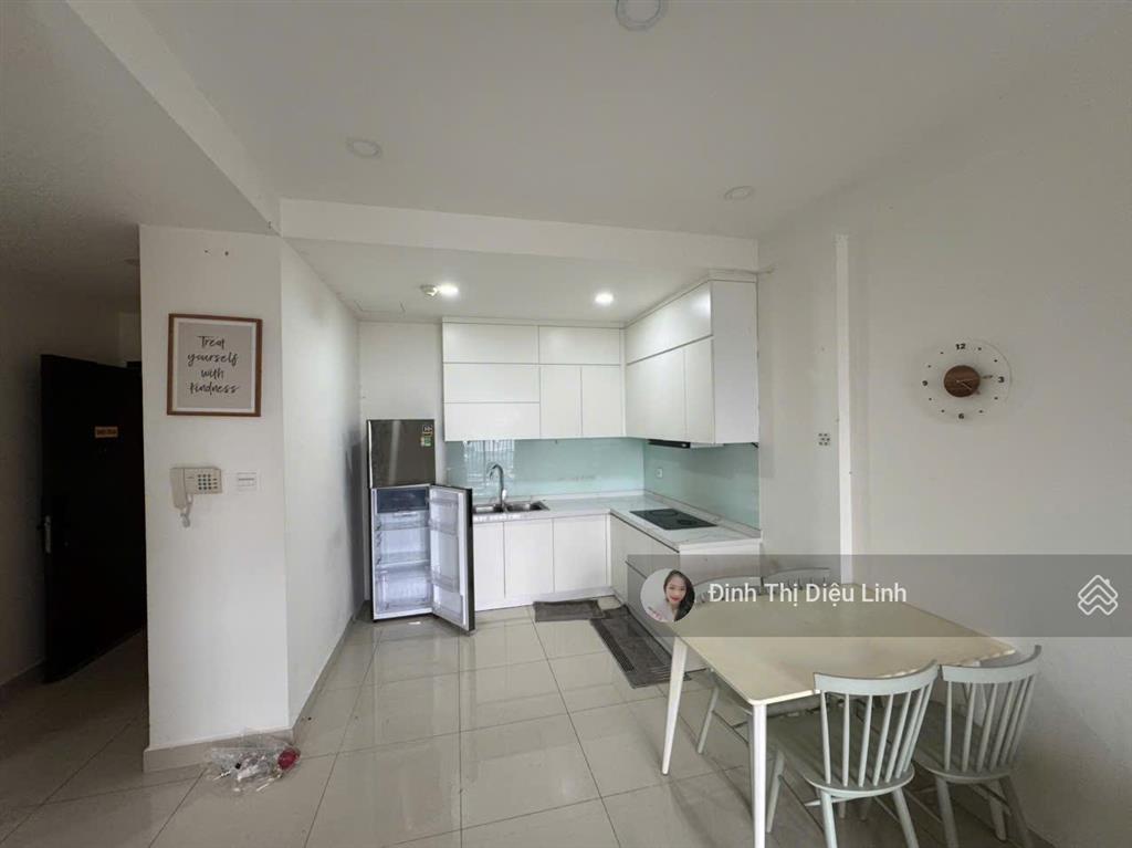 (17.5tr) cho thuê căn hộ 2 phòng ngủ  nhà như hình  trống sẵn  the sun avenue quận 2