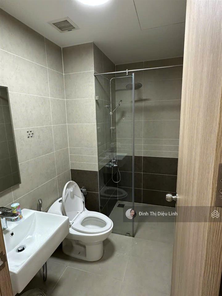 (17.5tr) cho thuê căn hộ 2 phòng ngủ  nhà như hình  trống sẵn  the sun avenue quận 2