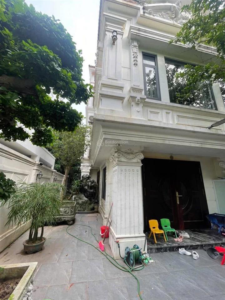 Biệt thự song lập kđt văn phú vỉa hè rộng ô tô dừng đỗ kinh doanh văn phòng 210m2 / 34,5 tỷ