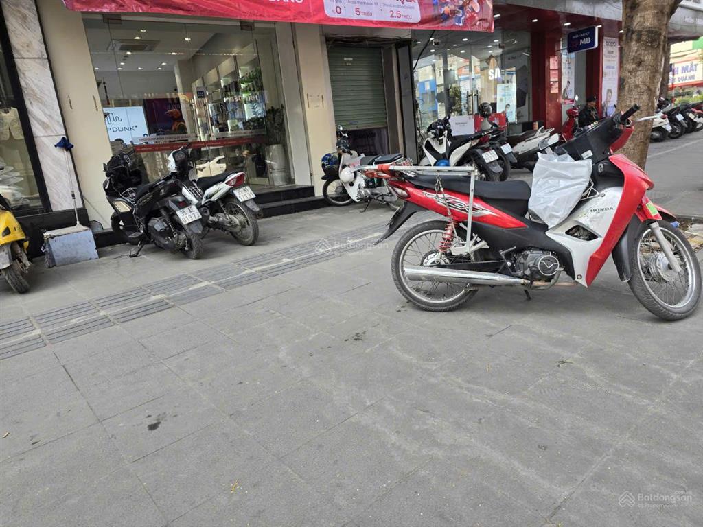 Chủ cần bán gấp mua nhà cho con bên úc chỉ 316tr/m2 mặt phố hoàng cầu 185m2 4t mt 4m 58.5tỷ đống đa