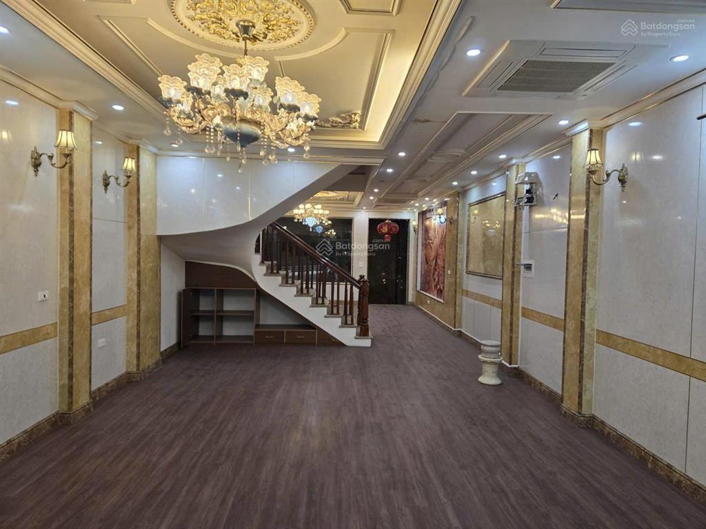 Mặt tiền siêu khủng đối diện jw mariott mặt phố miếu đầmđỗ đức dục 155m2 6t mt10.8m 65tỷ n từ liêm