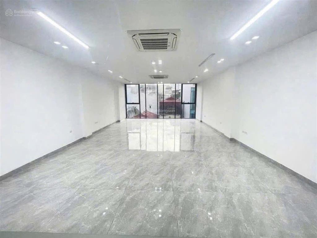 Chủ ngộp bank bán gấp tòa vp thuê 900tr/năm trần văn lai 77m2 7t tmáy mt 5.7m 29.5 tỷ nam từ liêm
