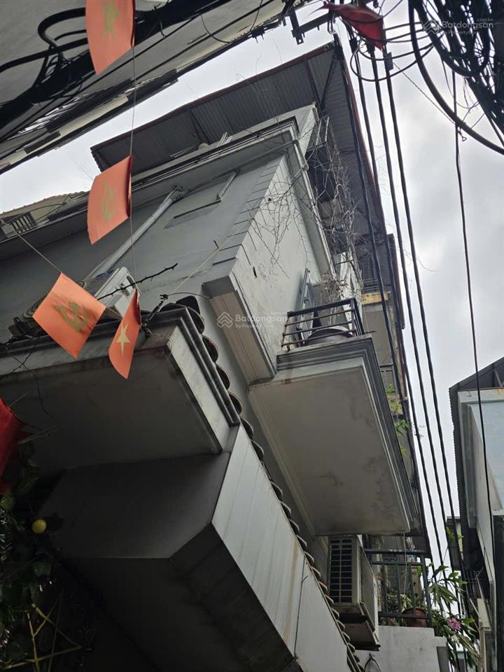 Lô góc 2 mặt tiền ba gác tránh ngõ thông 20m ra mặt phố yên hòa 23/33m2 3t mt 10.2m 6.8 tỷ cầu giấy
