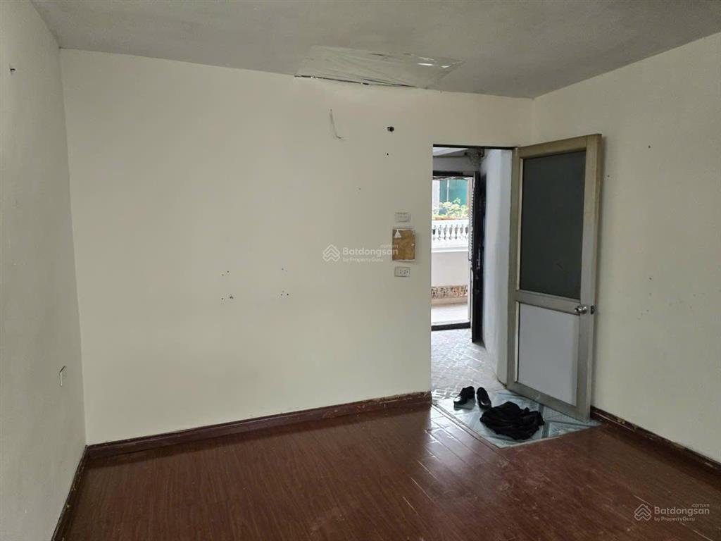 Cực hiếm 50m ra hồ khương thượng và ngã tư sở ngõ thông 3gác tránh 30m2 3tầng mt5.7m 8.5 tỷ đống đa