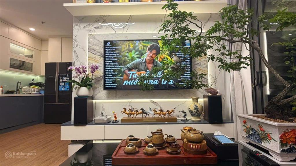 Căn hộ góc 3 thoáng vinhomes green bay mễ trì 3n + 2vs full nội thất 13,2 tỷ đẳng cấp tây hn