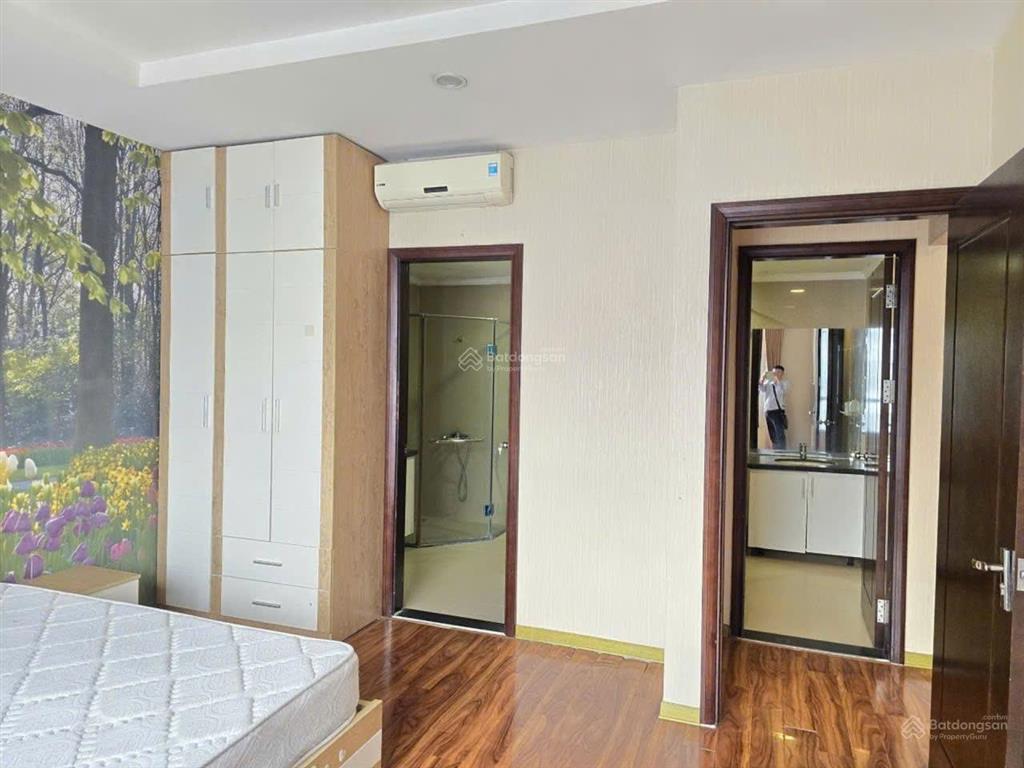 Vinhomes times city  căn 3pn view sông hồng  tầng cao tòa t2  full nội thất giá chỉ 8.7 tỷ