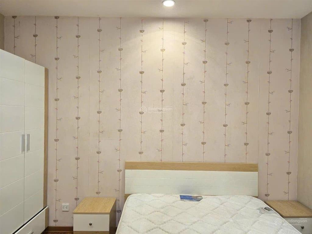 Vinhomes times city  căn 3pn view sông hồng  tầng cao tòa t2  full nội thất giá chỉ 8.7 tỷ