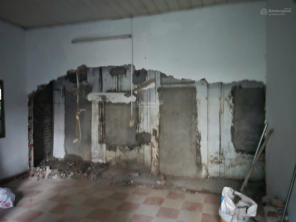 Bán đất tặng nhà ô tô đỗ cửa gần phố vương thừa vũ, vị trí đẹp, ngõ thông 30m2