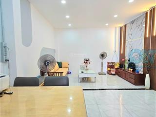 Quận 1  mai thị lựu hẻm 4m 2 tầng ở ngay 2pn 40m2 giá 5.8 tỷ tl