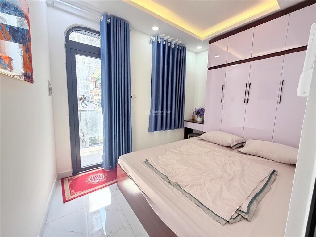 Quận 1  trần khắc chân hẻm ba gác nhà mới full nội thất 2pn sàn 48.2m2 shr 5.15 tỷ