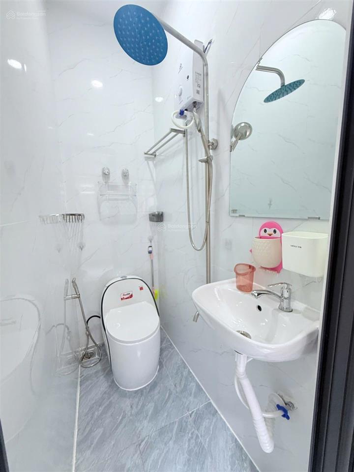 Quận 1  trần khắc chân hẻm ba gác nhà mới full nội thất 2pn sàn 48.2m2 shr 5.15 tỷ