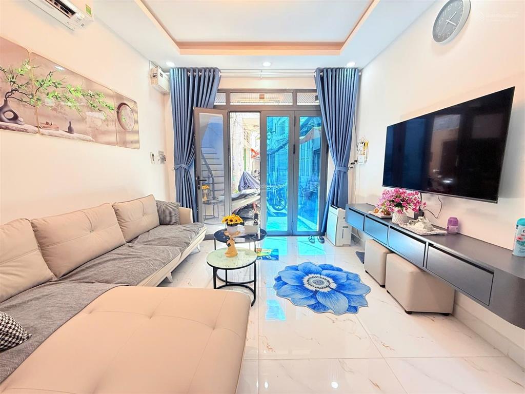 Quận 1  trần khắc chân hẻm ba gác nhà mới full nội thất 2pn sàn 48.2m2 shr 5.15 tỷ