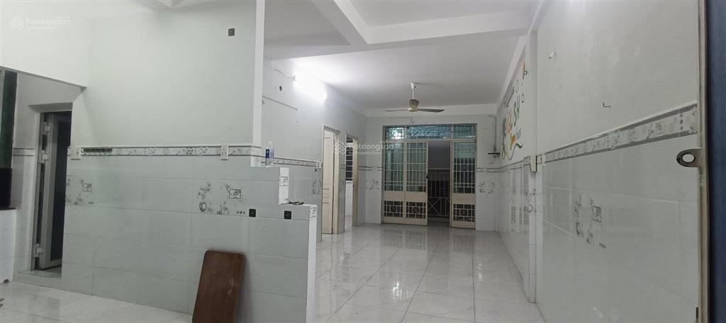 Bán căn hộ lầu 2 tản đà quận 5, 63m2, 2pn, giá 3,2 tỷ