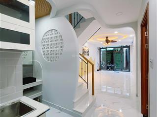 Nhà lê hồng phong quận 5 3pn nhà thoáng mát có pn dưới trệt 7.3 tỷ