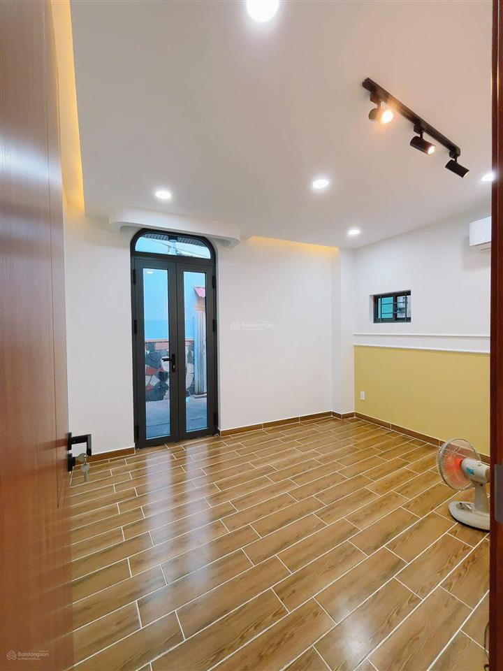 Nhà lê hồng phong quận 5 3pn nhà thoáng mát có pn dưới trệt 7.3 tỷ