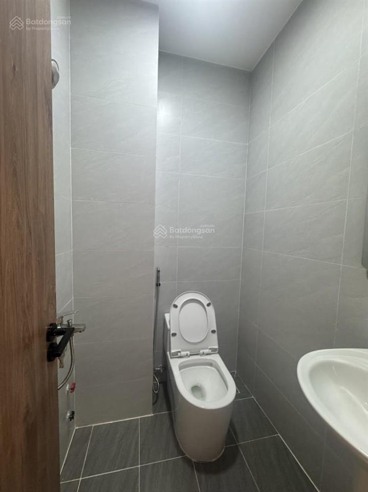 Nhà trần hưng đạo quận 5, 3 tầng, 2pn hẻm yên tĩnh 5.68 tỷ