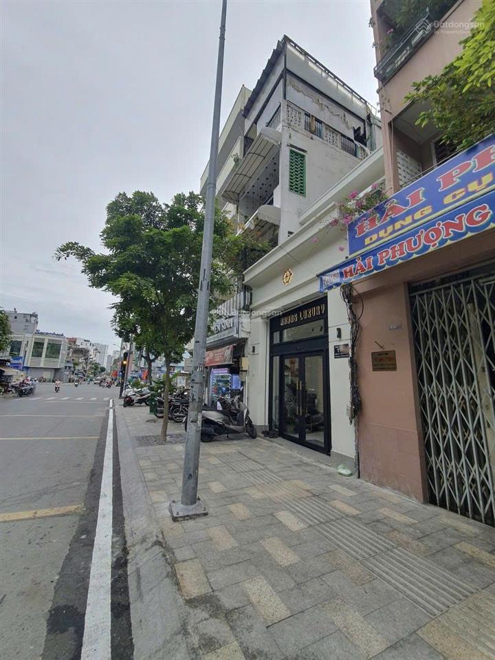 Bán nhà mặt tiền đường trần đình xu q1. dt 4x15m giá 22 tỷ