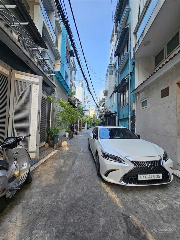 Bán nhà 4 lầu hẻm xe hơi đường thành thái, q10. giá 12.8 tỷ