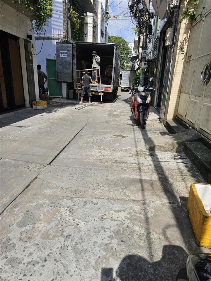 Bán nhà hẻm xe hơi đường lý thường kiệt, p15, q11. dt 4x16.5m, giá 13 tỷ