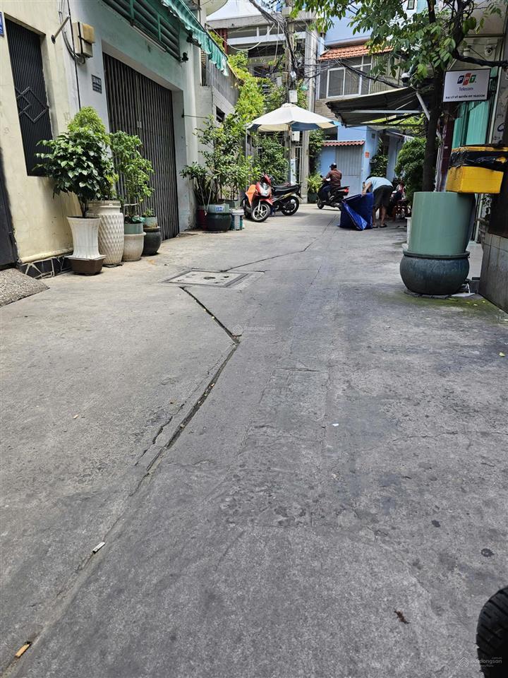 Bán nhà hẻm đường trần văn đang p11 q3. dt 3.6x17m giá 9.5 tỷ