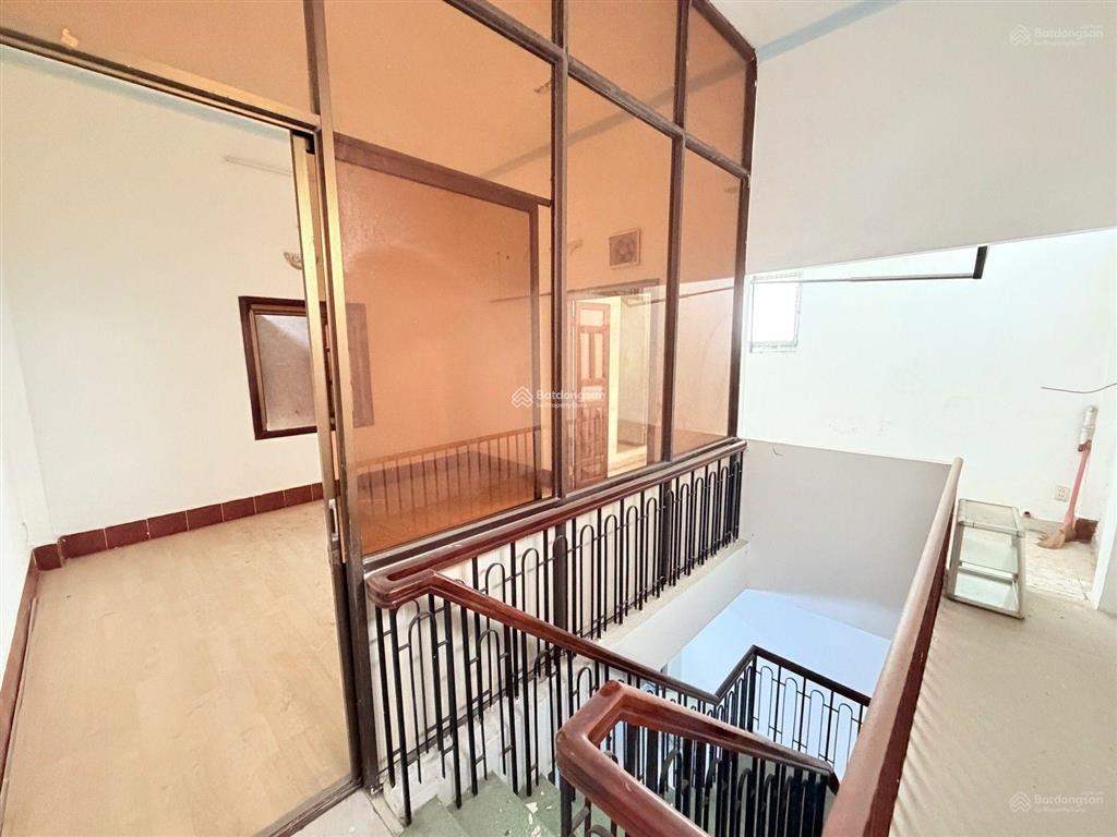 Nhà 2 tầng nguyễn hồng đào, tân bình, khu bàu cát. dt 6x17m 102m2 giá chỉ 9,2 tỷ.