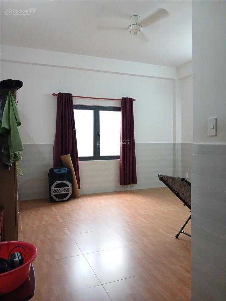 Chỉ 7,8 tỷ nhà 4 tầng đường gò dầu  p. tân sơn nhì, diện tích 5m x 17m, cn 84m, dt sàn 300m2