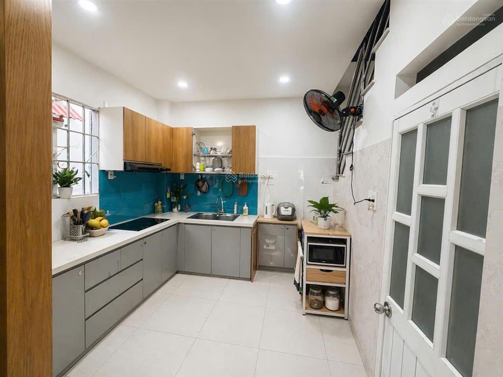 Nhà 2 tầng nguyễn sỹ sáchp15tân bình .dt 4x8m.30m2 giá chỉ 2.95 tỷ