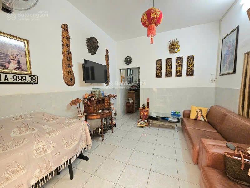 Nhà góc 2mt đường hoàng hoa thám  bảy hiền  tân bình. dt 4,4 x14m 3 tầng giá 8,9 tỷ