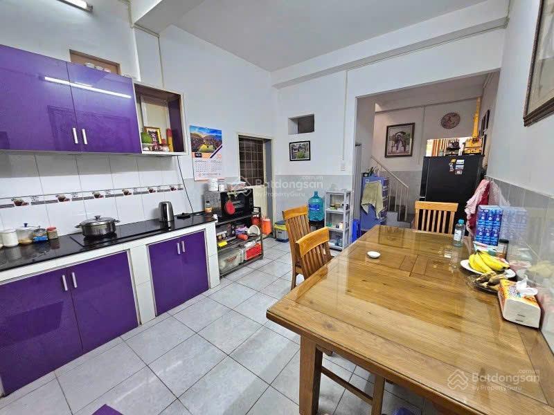 Nhà góc 2mt đường hoàng hoa thám  bảy hiền  tân bình. dt 4,4 x14m 3 tầng giá 8,9 tỷ